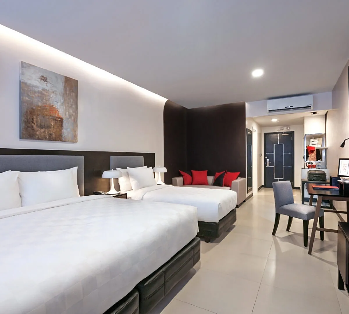 Summit Hotel Magnolia Premier Room 1